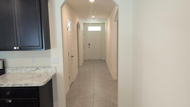 2537 SW Calder St in Port St. Lucie, FL - Building Photo - Building Photo