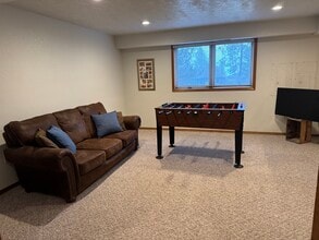 8001 E Gunning Dr in Spokane, WA - Building Photo - Building Photo