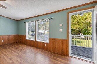 9414 Joloru Dr in Jacksonville, FL - Building Photo - Building Photo