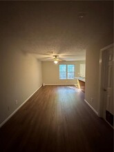 1519 Eastern Sunrise Ln in Decatur, GA - Foto de edificio - Building Photo