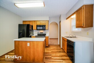 1904 Little Water Dr in Columbus, OH - Building Photo - Building Photo