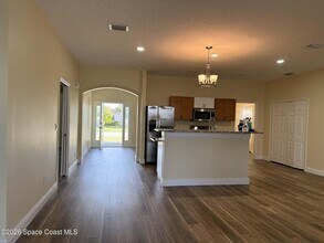 774 Triple Crown Ln in Melbourne, FL - Building Photo - Building Photo