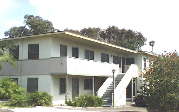 117 W Marquita in San Clemente, CA - Foto de edificio