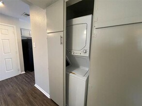 4717 Columbia Ave in Dallas, TX - Building Photo - Building Photo