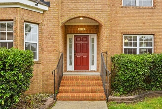 1812 Quivers Keep in Chesapeake, VA - Building Photo - Building Photo