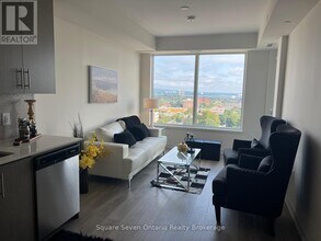 212 King William St in Hamilton, ON - Building Photo - Building Photo