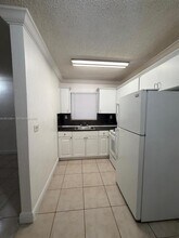 16118 NE 21st Ave in North Miami Beach, FL - Building Photo - Building Photo