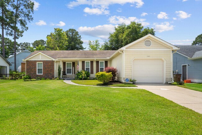 property at 2663 Idlebrook Cir