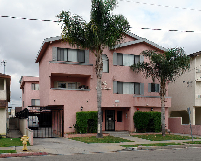 11431 Cedar Ave in Hawthorne, CA - Building Photo - Building Photo