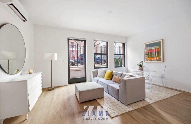955 Sterling Pl in Brooklyn, NY - Building Photo - Building Photo