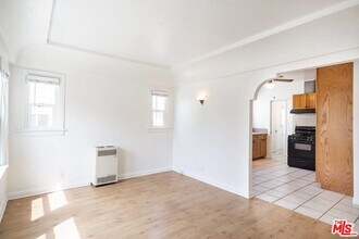 4571 Alumni Ave in Los Angeles, CA - Building Photo - Building Photo