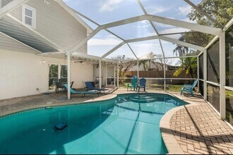 4716 Soapstone Dr in Tampa, FL - Building Photo - Building Photo