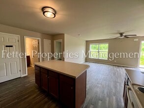 5284 Canyon Cir, Unit D in Newburgh, IN - Building Photo - Building Photo