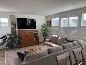 1180 Ginger Pl in Santa Maria, CA - Building Photo - Building Photo