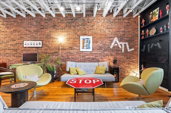 230 Bradberry St SW in Atlanta, GA - Building Photo - Building Photo