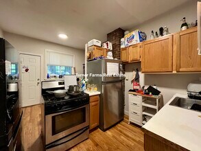 733 Parker St, Unit 2 in Boston, MA - Building Photo - Building Photo
