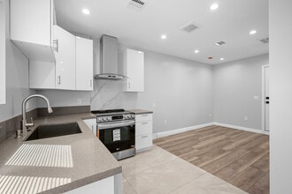 13689 Bracken St in Arleta, CA - Building Photo - Building Photo