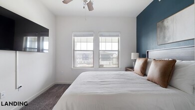 2115 Windsor Blvd, Unit 2307 in Lockhart, TX - Foto de edificio - Building Photo