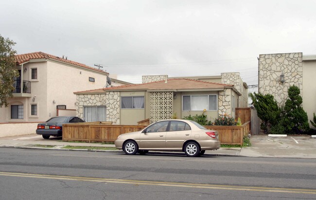 4147 Idaho St in San Diego, CA - Foto de edificio - Building Photo