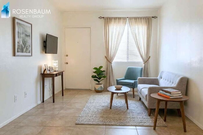 2452 N Treat Ave, Unit 2452 in Tucson, AZ - Building Photo - Building Photo