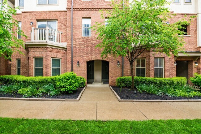 46 Victorian Gate Wy