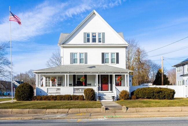 property at 430 N Main St