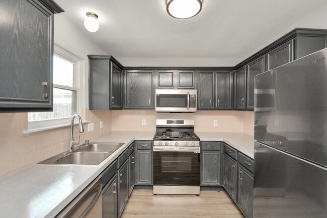 11834 Caprock Canyons Ln in Sugar Land, TX - Building Photo - Building Photo