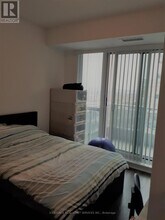 9205-9205 Yonge St in Richmond Hill, ON - Building Photo - Building Photo
