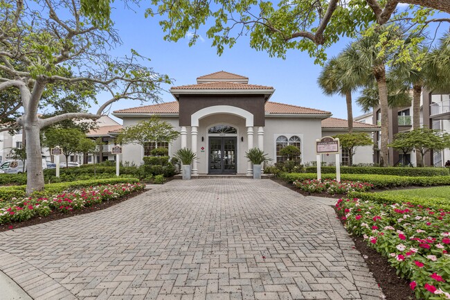 The Fountains At Delray Beach in Delray Beach, FL - Foto de edificio - Building Photo