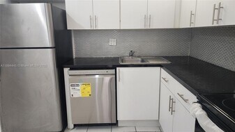 8301 SW 142nd Ave in Miami, FL - Building Photo