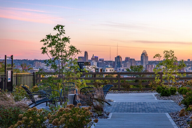 Tapestry Ridge in Covington, KY - Foto de edificio - Building Photo