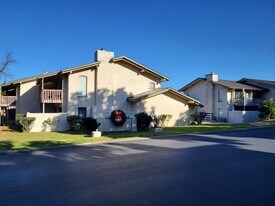 207 Hi Cir N in Horseshoe Bay, TX - Building Photo