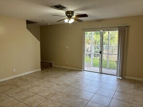 5330 SE Mitchell Ln in Stuart, FL - Building Photo - Building Photo