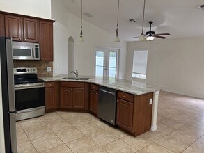 1580 Song Sparrow Ct in Sanford, FL - Building Photo - Building Photo