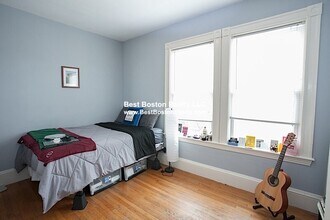3 Kinnaird St, Unit 1 in Cambridge, MA - Building Photo - Building Photo
