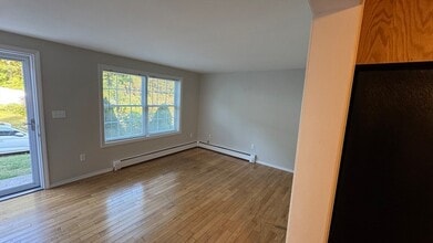 151-153-153 Oak Hill Rd in Fitchburg, MA - Building Photo - Building Photo