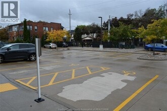 955 Ouellette Ave in Windsor, ON - Building Photo - Building Photo