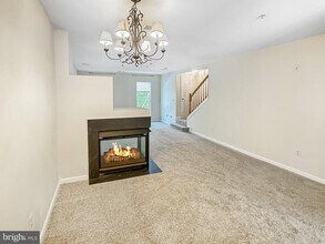 1546 Northern Neck Dr in Vienna, VA - Building Photo - Building Photo