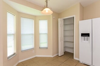 5446 Passing Pine Ln in Zephyrhills, FL - Building Photo - Building Photo