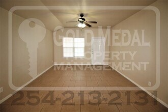 4505 Cambridge Dr in Killeen, TX - Building Photo - Building Photo