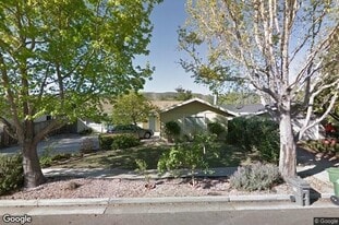 1209 Drake Cir in San Luis Obispo, CA - Building Photo