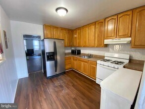 3027 Weikel St in Philadelphia, PA - Building Photo - Building Photo