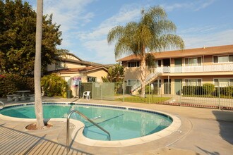 Bonita Arms Apartments in Chula Vista, CA - Foto de edificio - Other
