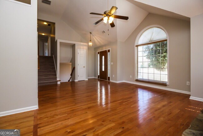 301 Saddlewood Dr in Canton, GA - Building Photo - Building Photo
