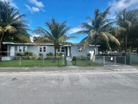 805 NE 134th St in North Miami, FL - Building Photo