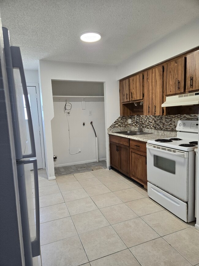 3515 Rose Rd, Unit 3515 in Lakeland, FL - Foto de edificio - Building Photo