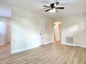 845 Britton Springs Rd in Clarksville, TN - Building Photo - Building Photo