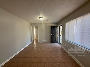 2313 Nunnelee Ave in Memphis, TN - Foto de edificio - Building Photo