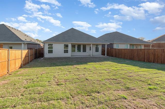 10005 Standardbred Dr in Providence Village, TX - Building Photo - Building Photo