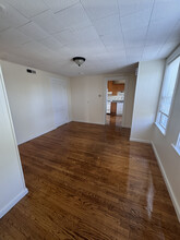 30 Hanson St, Unit 3 in Somerville, MA - Building Photo - Building Photo